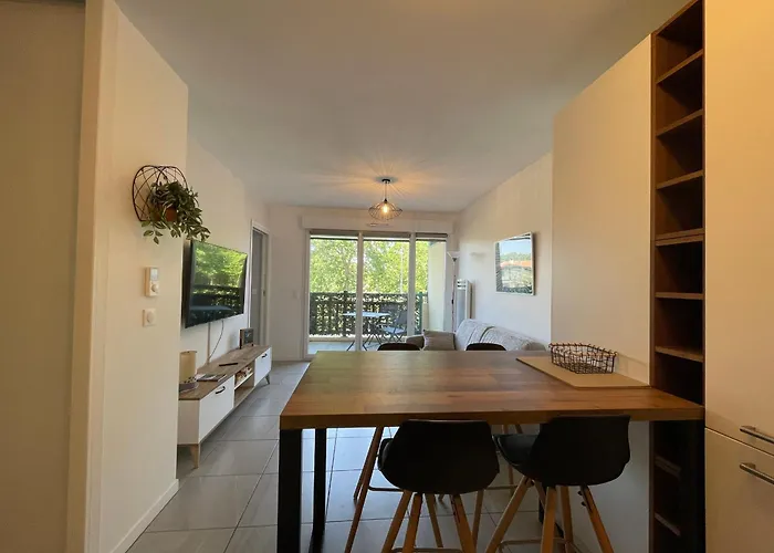 T2 Proche Plages Et Commerces Avec Terrasse A Vieux-boucau - Fr-1-239-1072 * Вьё-Боко-ле-Бен