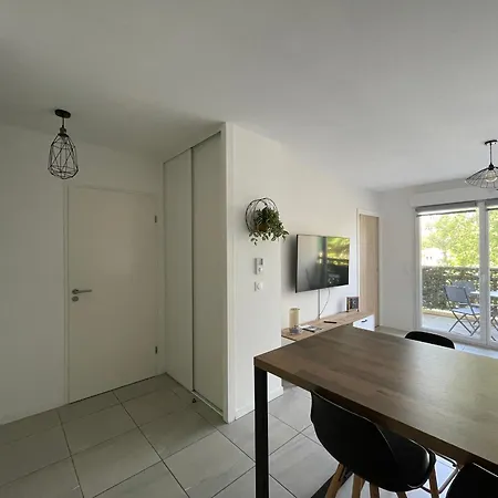 T2 Proche Plages Et Commerces Avec Terrasse A Vieux-boucau - Fr-1-239-1072 Apartmán *