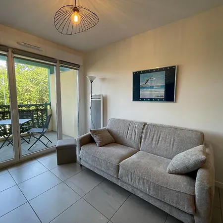 T2 Proche Plages Et Commerces Avec Terrasse A Vieux-boucau - Fr-1-239-1072 Apartmán *