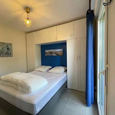 T2 Proche Plages Et Commerces Avec Terrasse A Vieux-boucau - Fr-1-239-1072 Apartmán